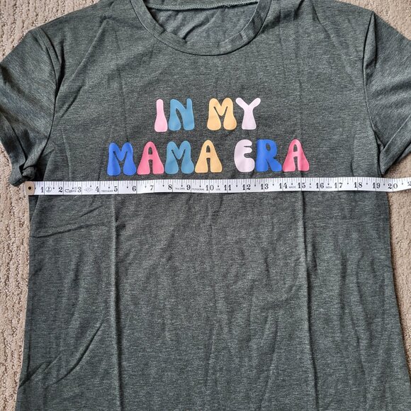 Women's "In My Mama Era" Scoop Neck T-Shirt - Gray - Size L - NWOT - Picture 5 of 8